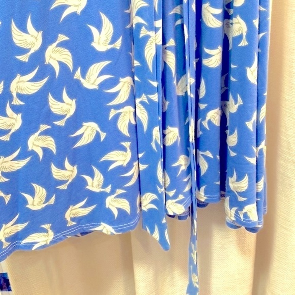 Women’s Leota Blue and White Dove Belted Scoop Neck Dress Size Small - Picture 6 of 10